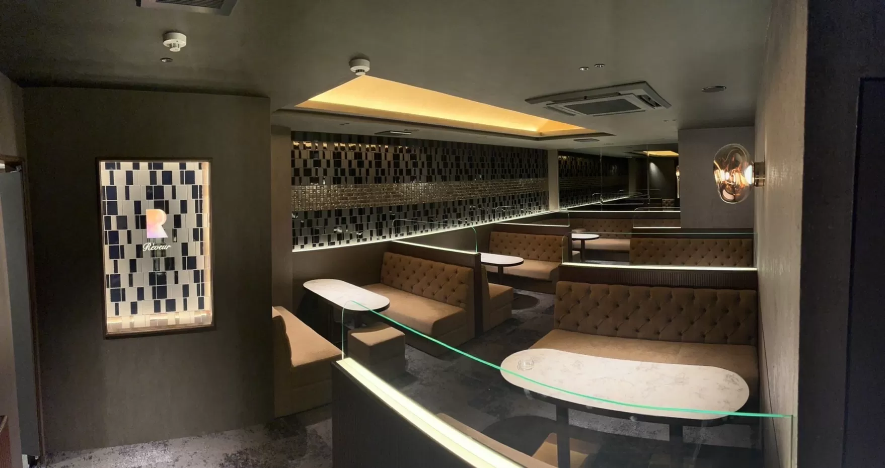 Reveur (レヴール)の店内写真