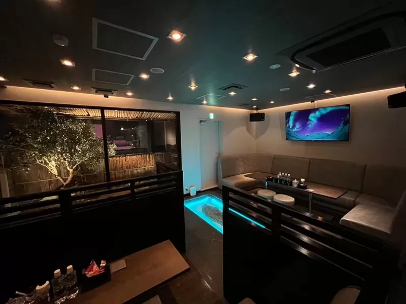 NEW SNACK 6ROKUの店内写真