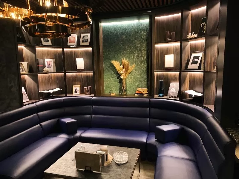 club generetion CHIBAの店内写真