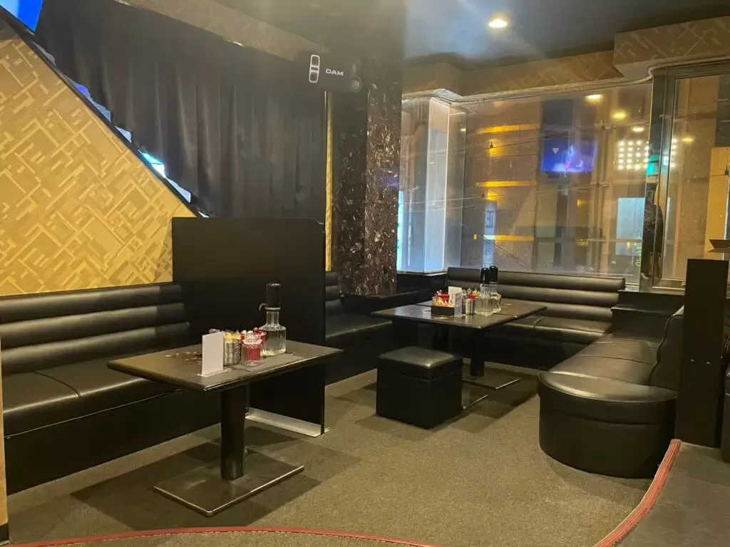 snack Athenaの店内写真