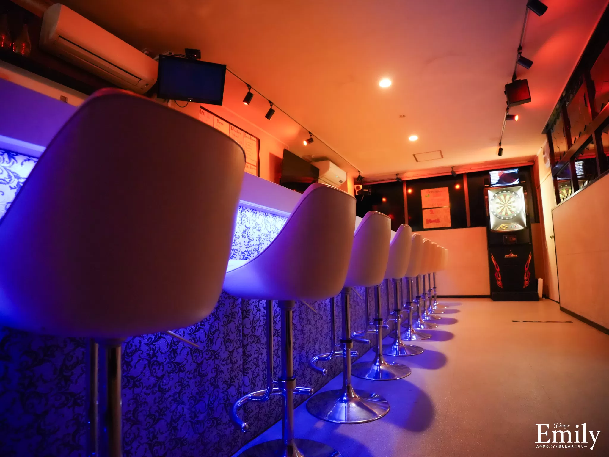 Girl's Bar Chicchiの店内写真