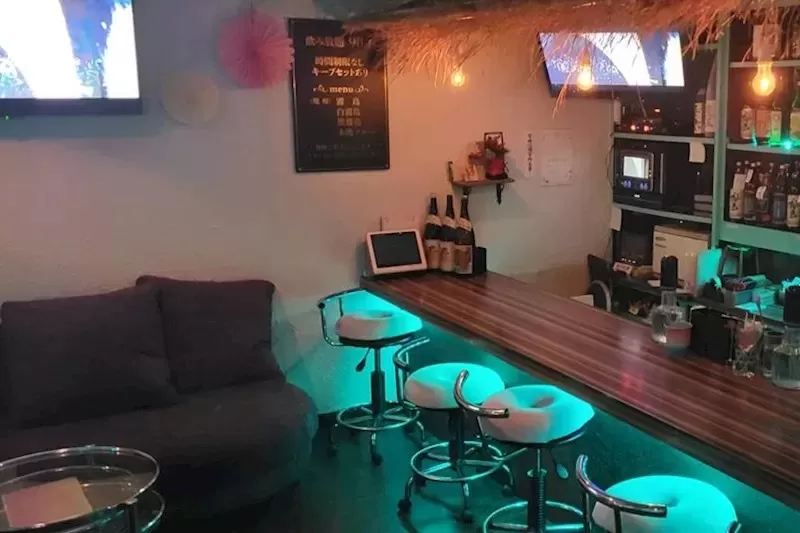 Bar LOOSEの店内写真