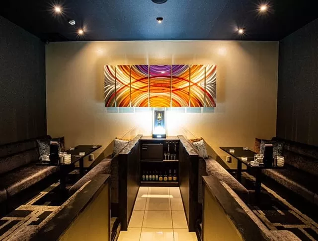 New Club ReBorNの店内写真