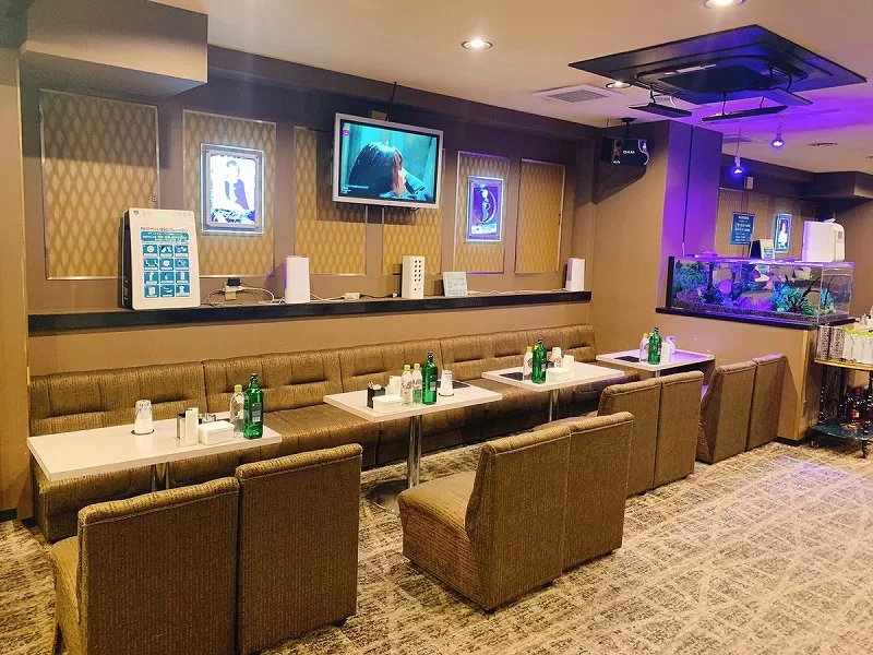 NEW CLUB MADONNAの店内写真