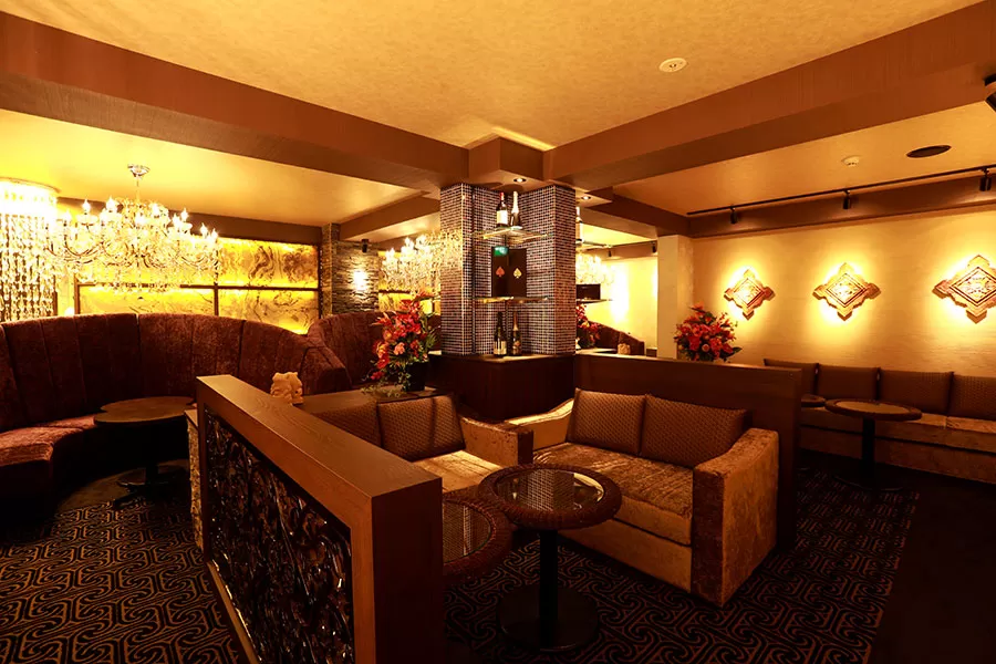 ASIAN CLUB CHU-LA 美ら 富山の店内写真