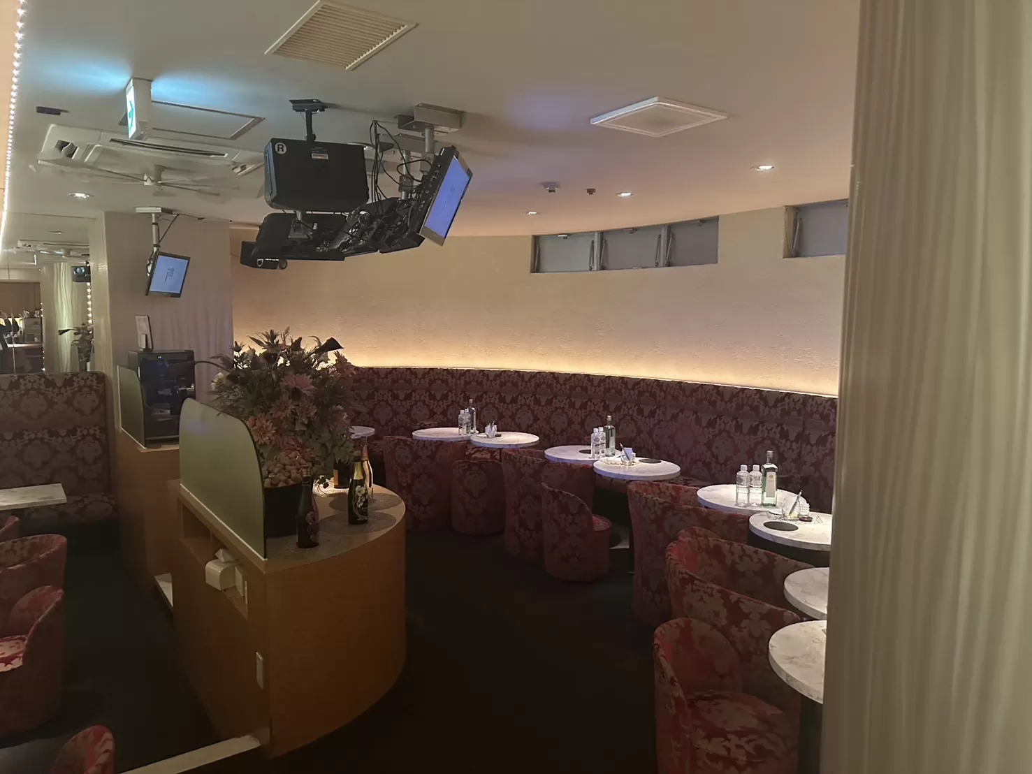 Lounge JiLLの店内写真