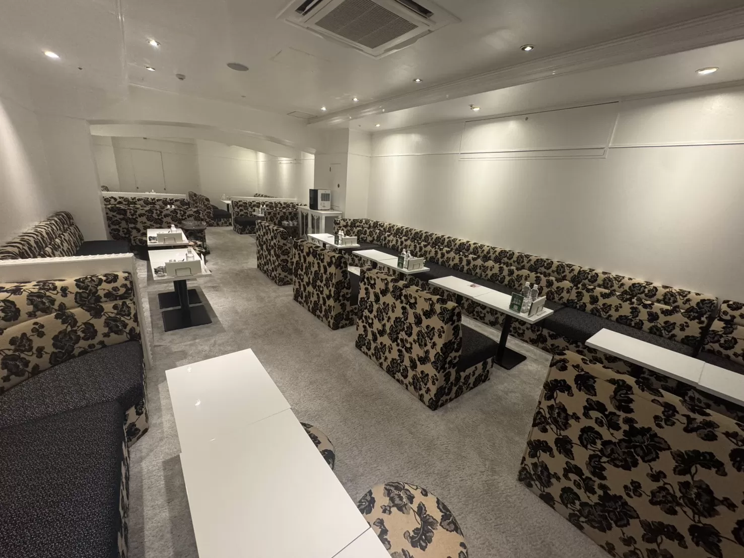 NEW CLUB PiNKの店内写真