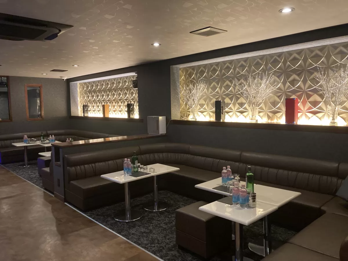 NEW CLUB FOR EVERの店内写真