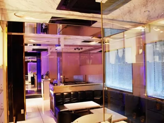 club H Tokyo(エイチ　トウキョウ)の店内写真