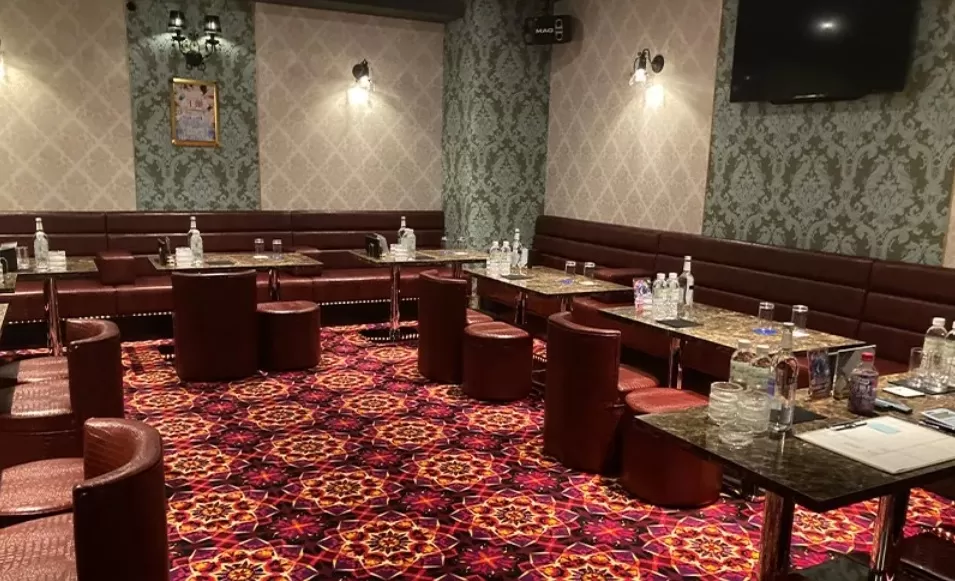 excellent ATSUGIの店内写真