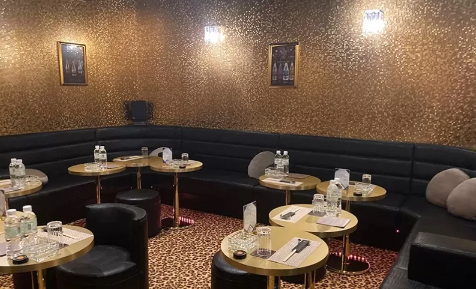 excellent ATSUGIの店内写真
