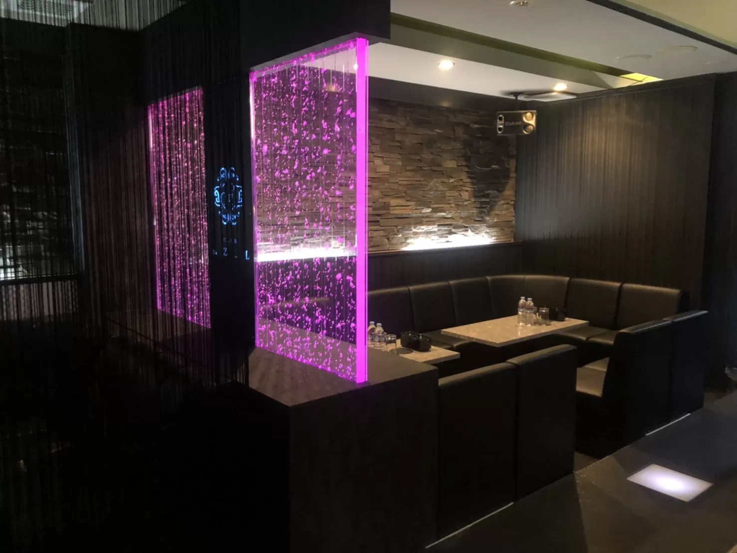 CLUB AZULの店内写真