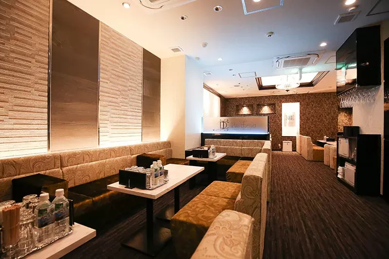 Club Partheno KITASHINCHIの店内写真