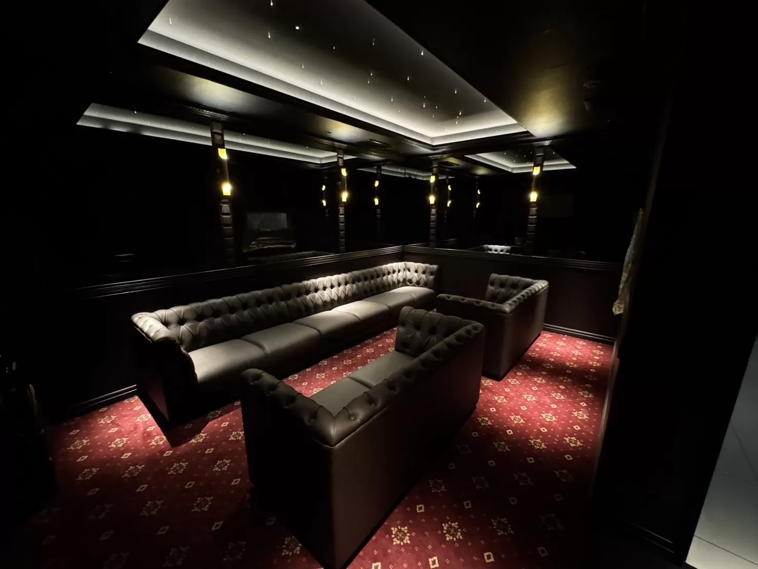 CLUB BIZELE（ビゼル）の店内写真