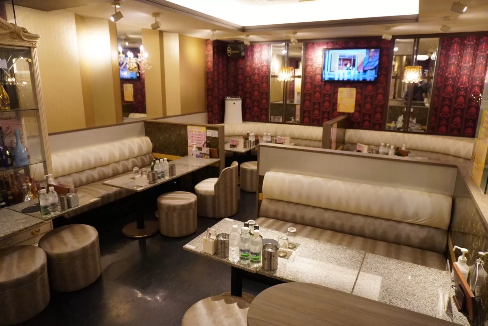 Adam Zの店内写真