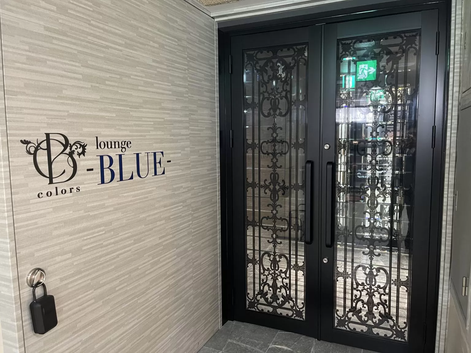 COLORS BLUE(カラーズブルー)の店内写真