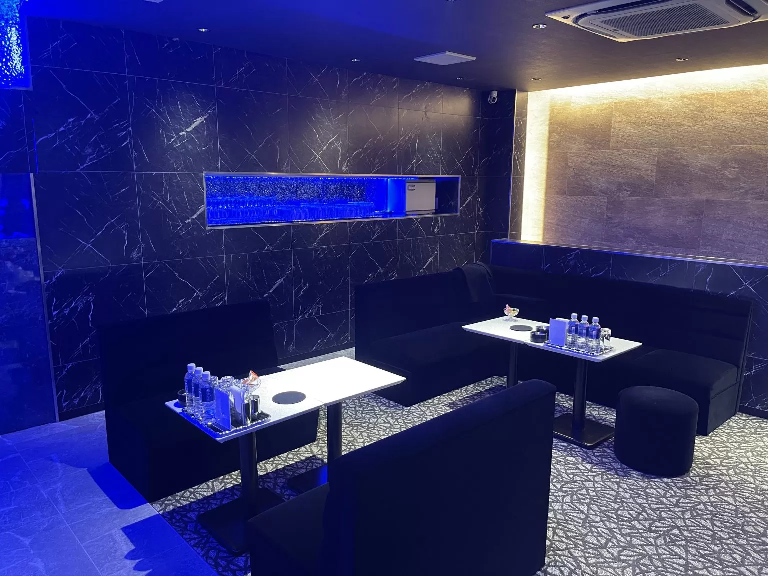 COLORS BLUE(カラーズブルー)の店内写真