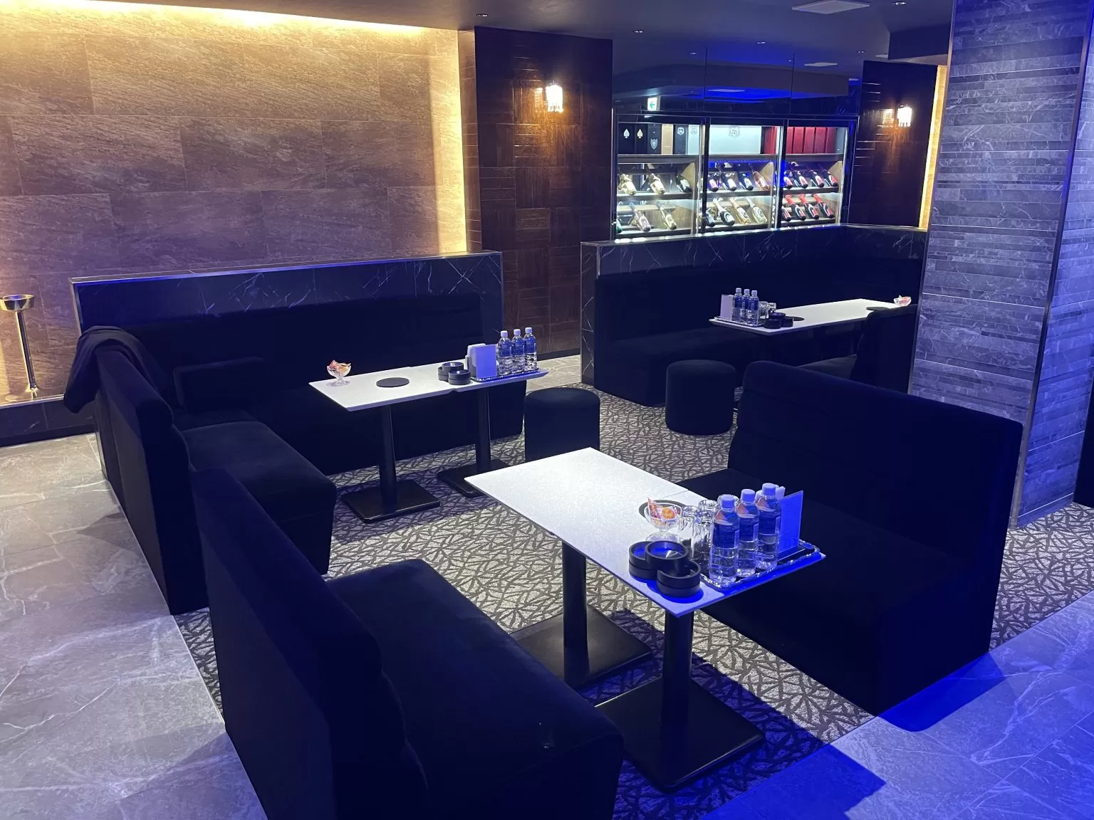 COLORS BLUE(カラーズブルー)の店内写真