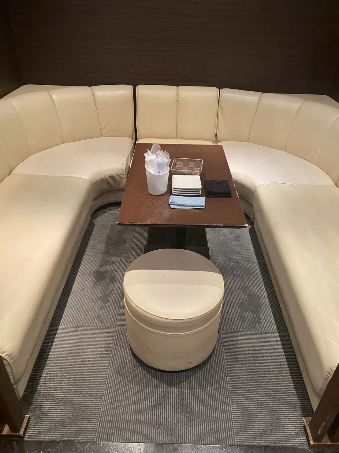 ソシアルBAR シャレードの店内写真