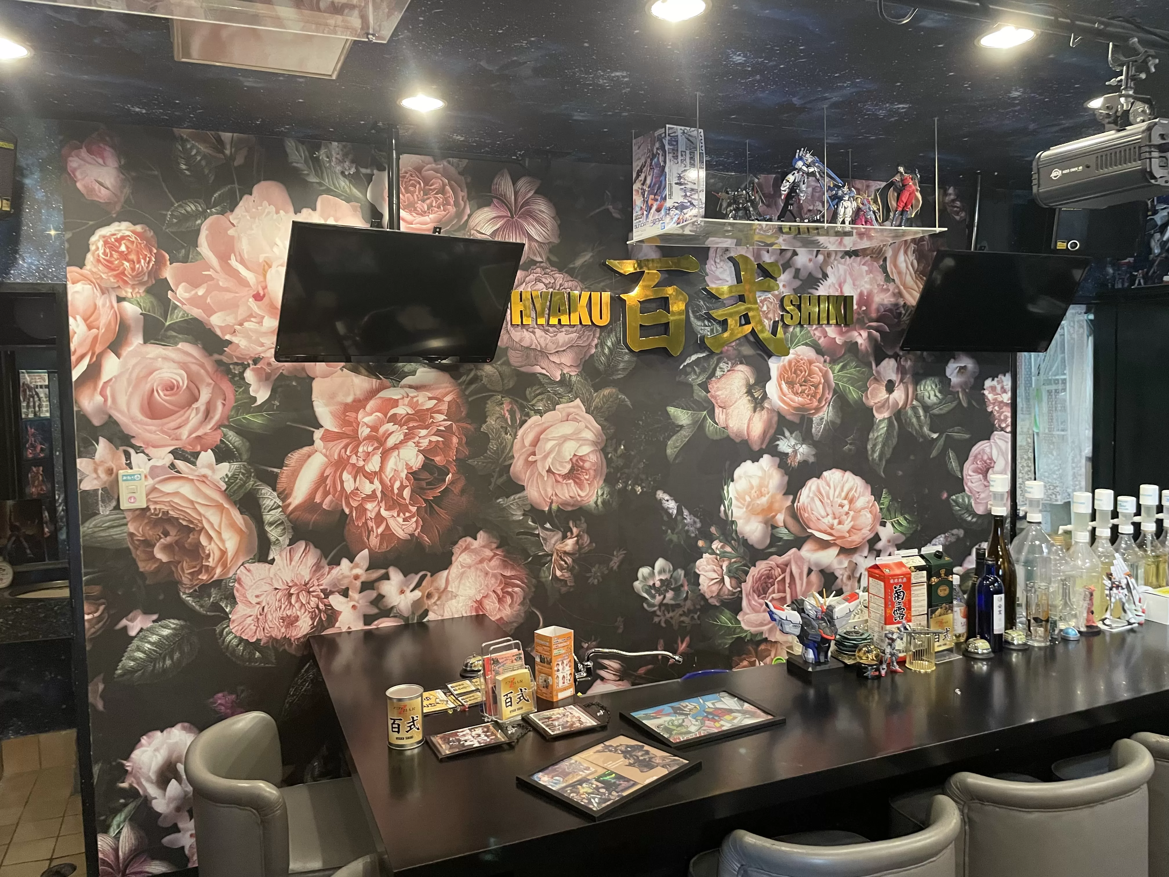 コンカフェアニソンバー 百式-ひゃくしき-のフォトギャラリー