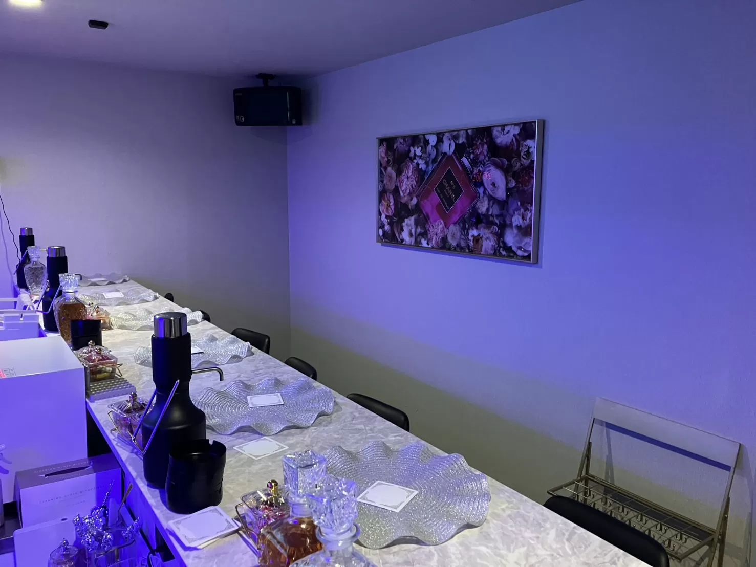 Club Lの店内写真