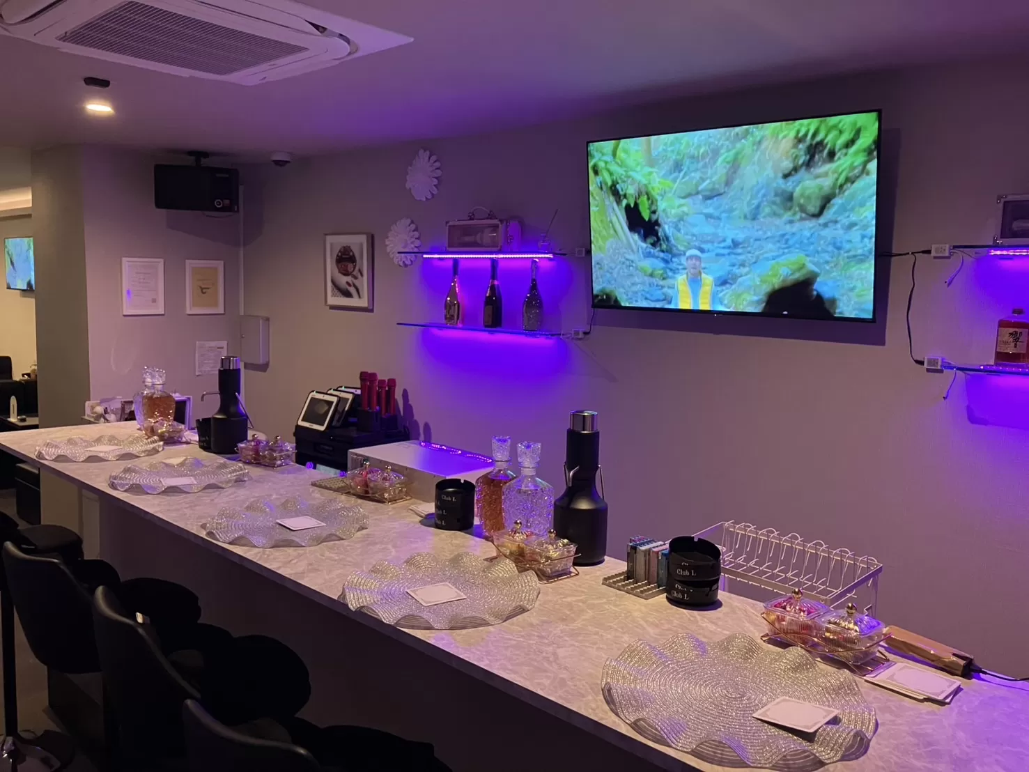 Club Lの店内写真