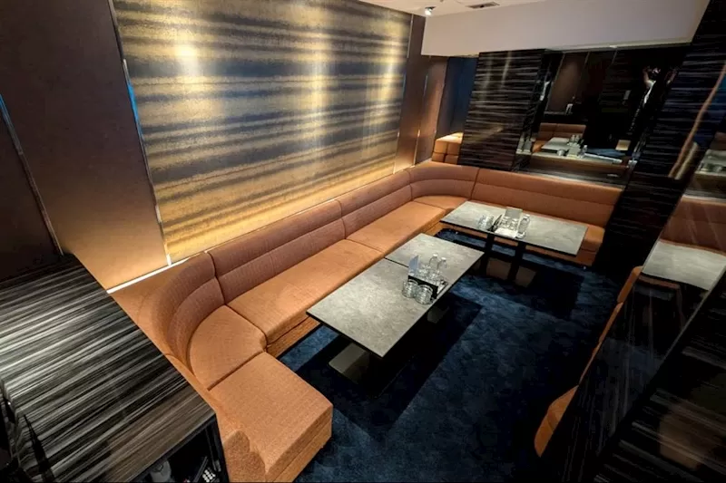 CLUB REVEの店内写真