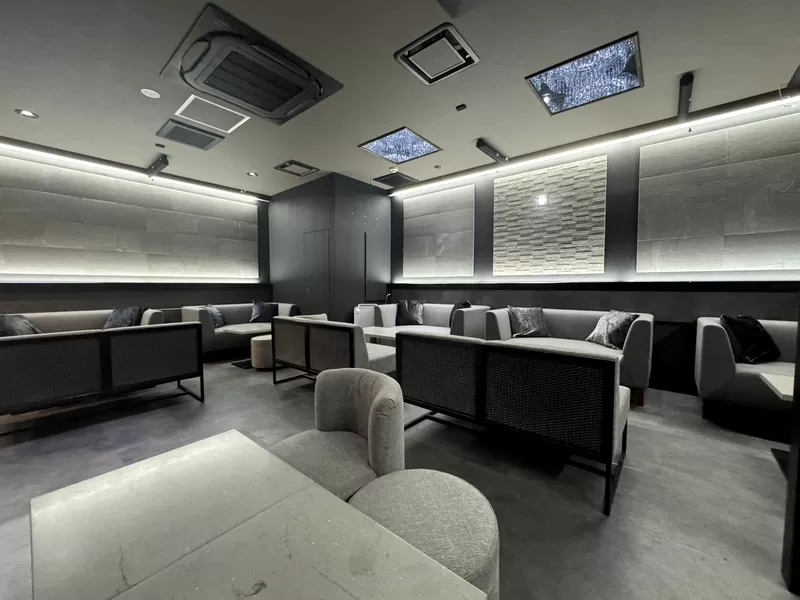 Lounge CECOTの店内写真