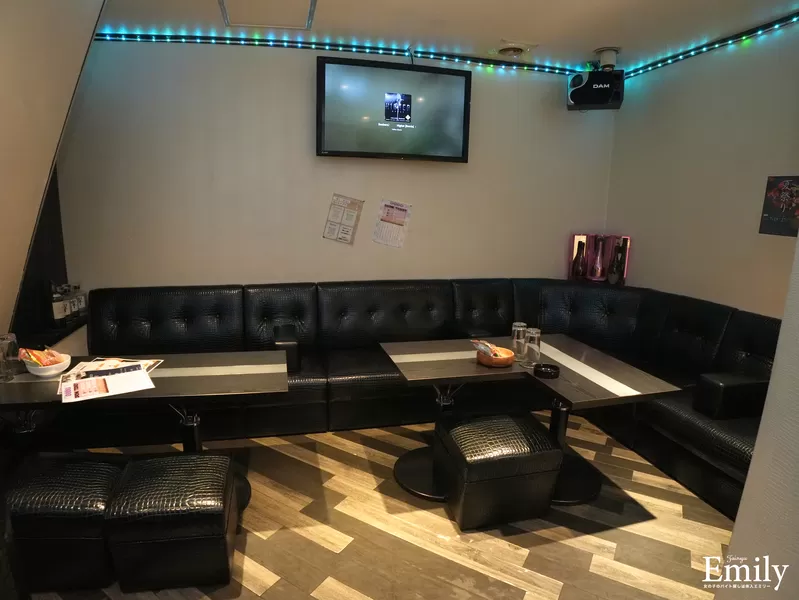 Girls Snack MIKIの店内写真