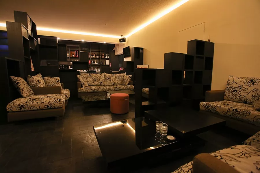 Lady’s bar Geminiの店内写真