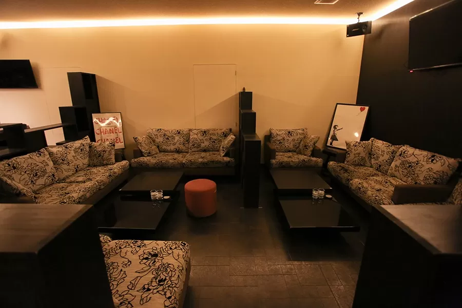 Lady’s bar Geminiの店内写真