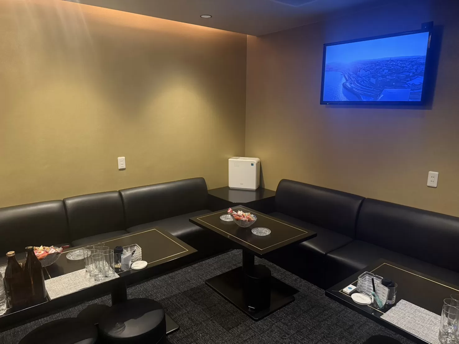 Lounge Irisの店内写真