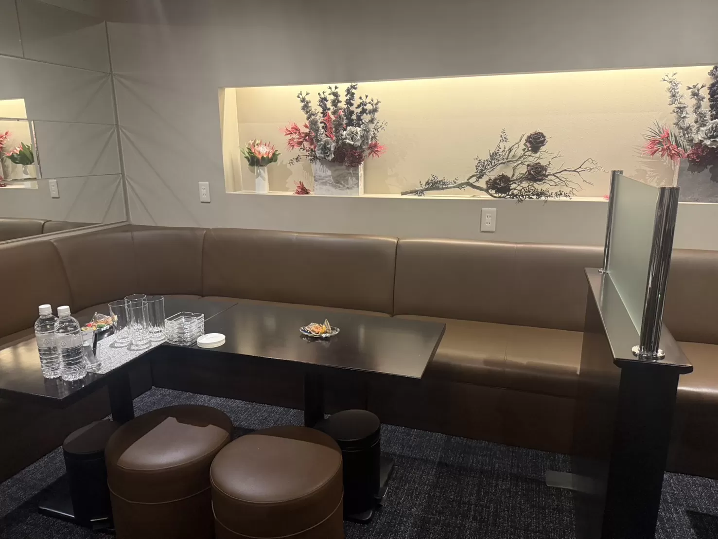 Lounge Irisの店内写真