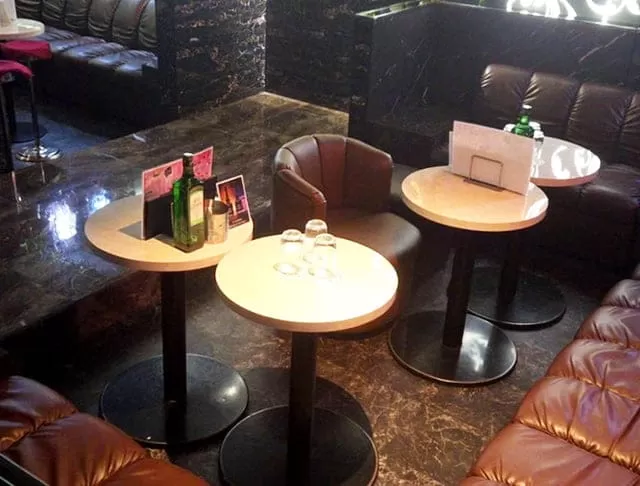 CLUB FOUR GARDENの店内写真