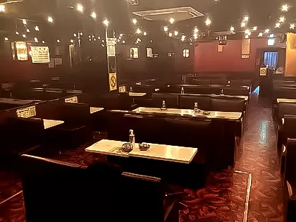 キャバレー花園今池店の店内写真
