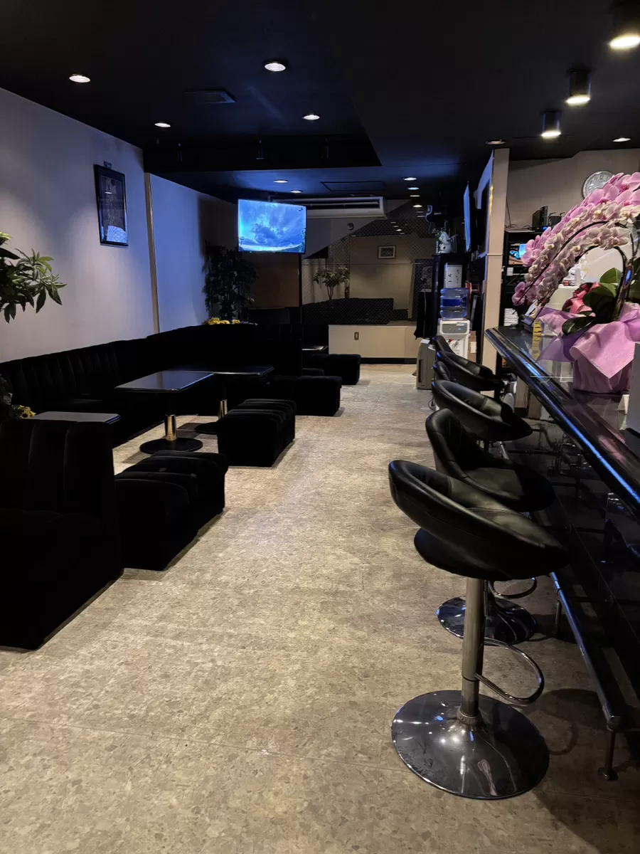 スナックまほうの花の店内写真