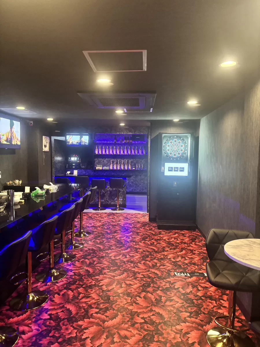 girlsbar oasisの店内写真