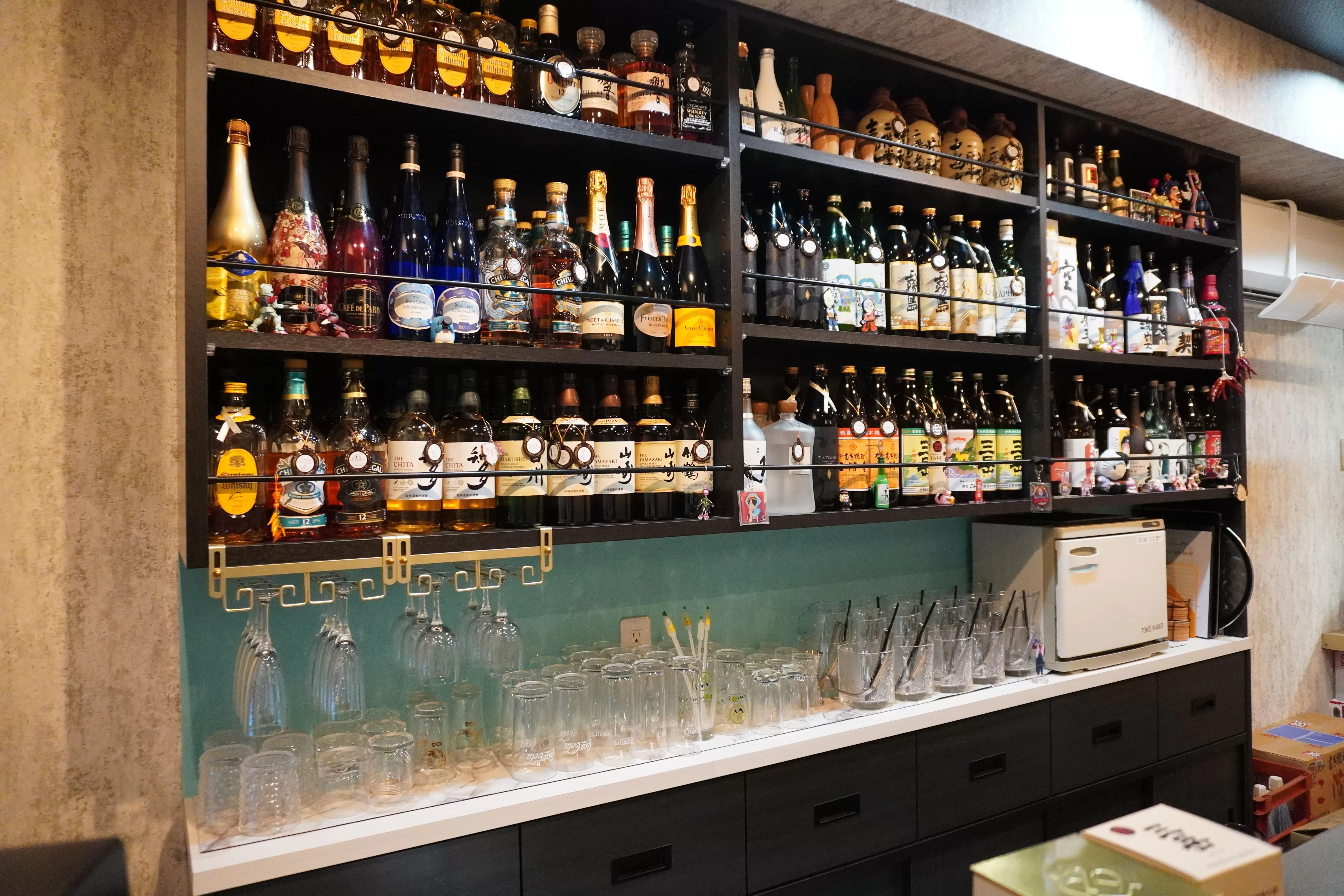 スナックバーかがりの店内写真