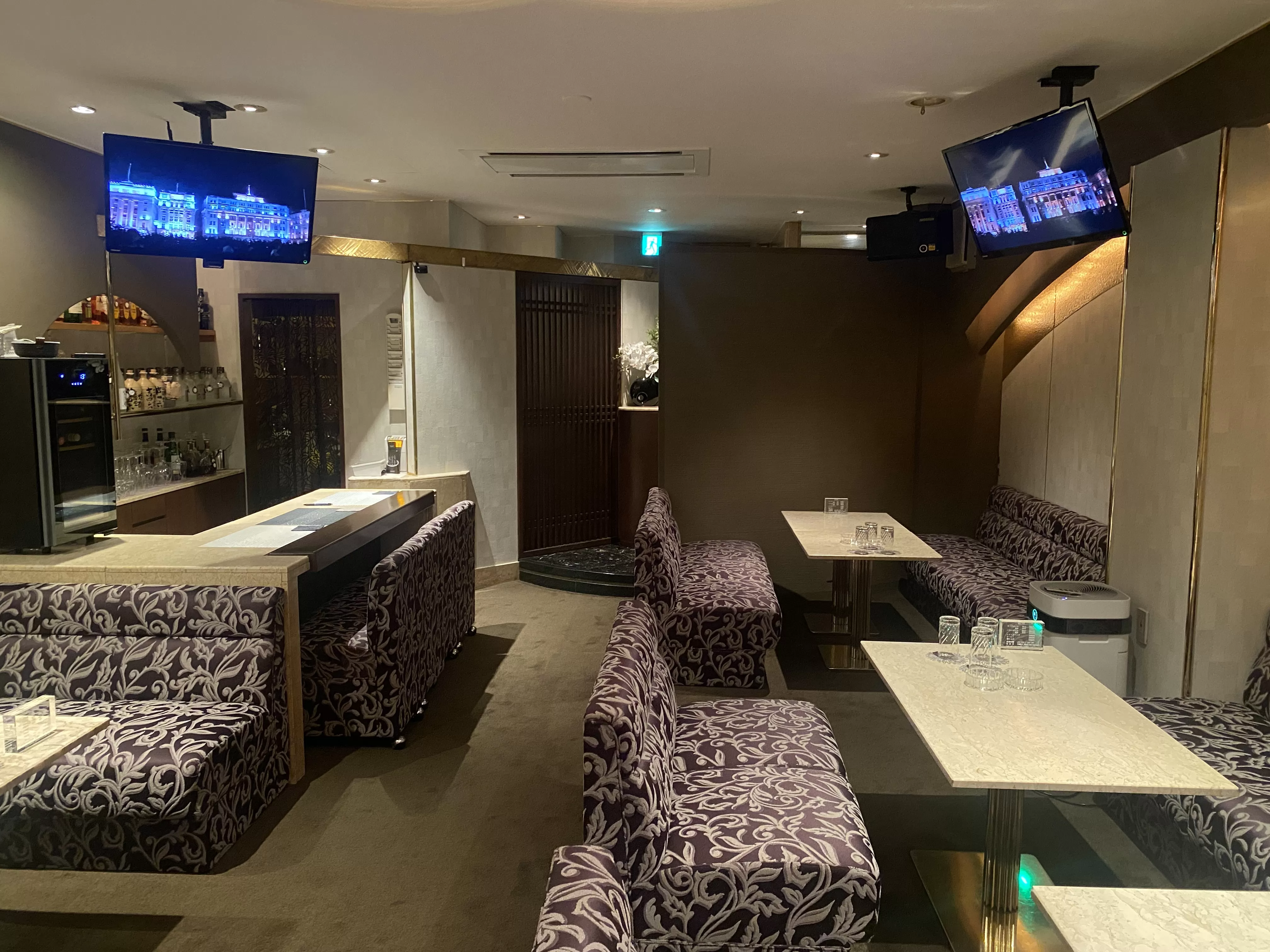 ラウンジveilの店内写真