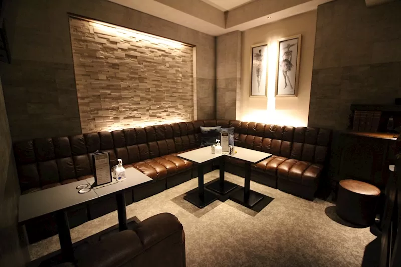 LOUNGE L'Atelier -ラウンジアトリエ-の店内写真