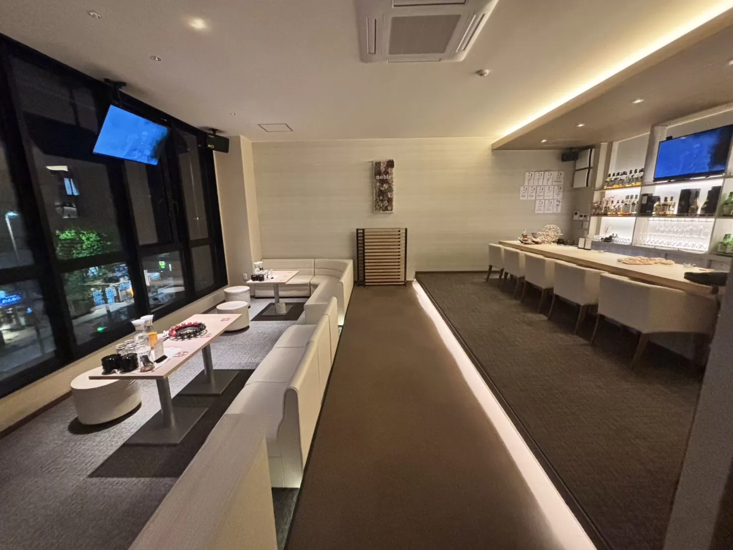 nobleの店内写真