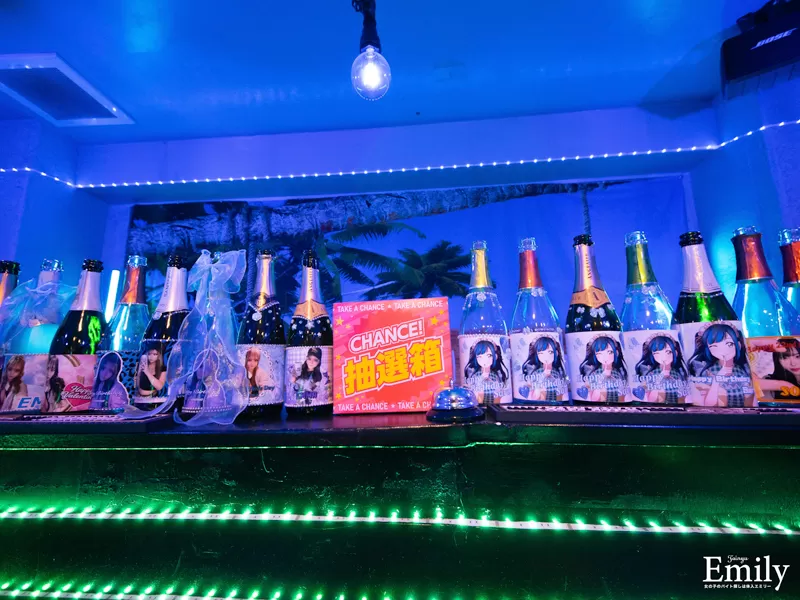 Bar Leiaの店内写真
