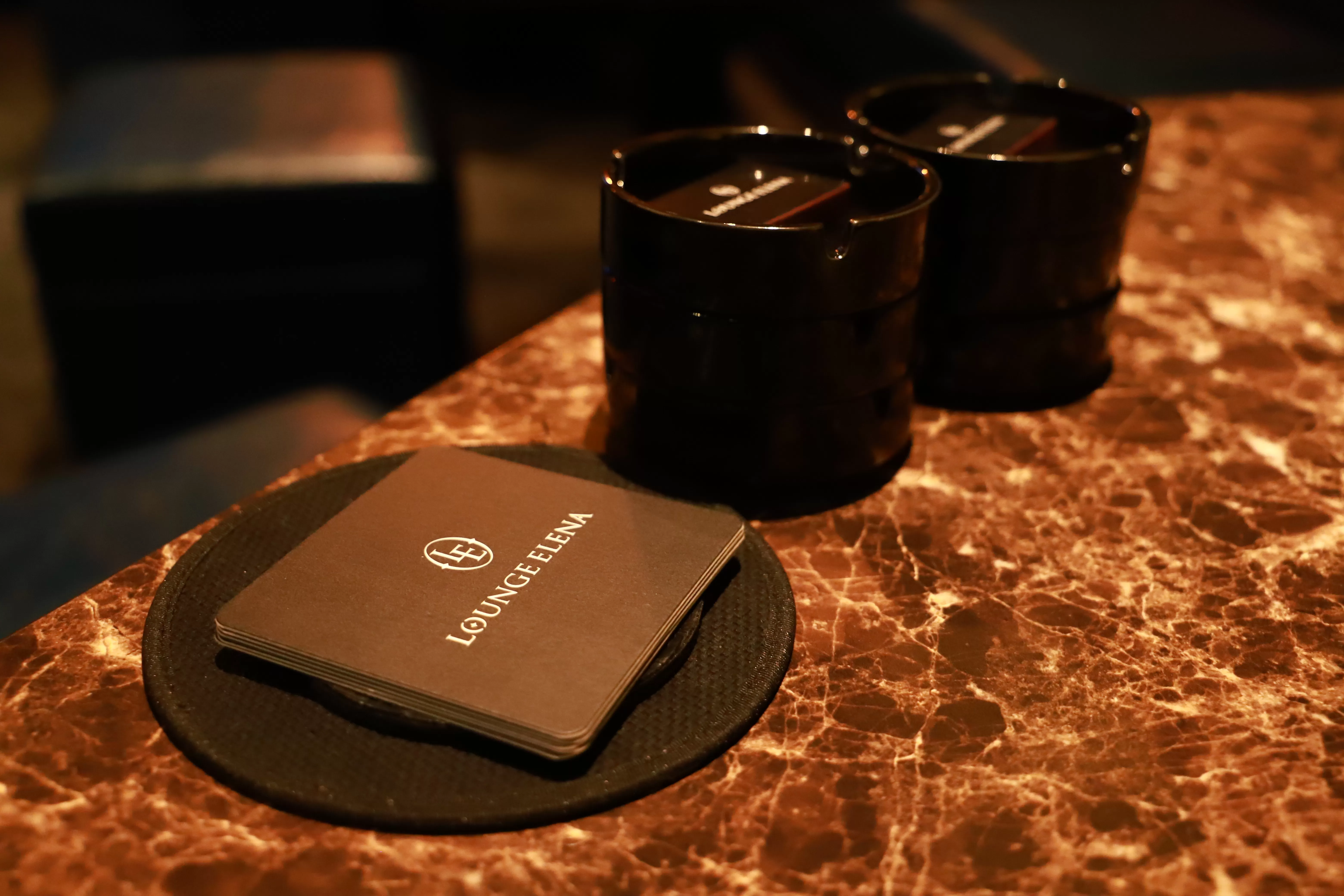 LOUNGE ELENAの店内写真