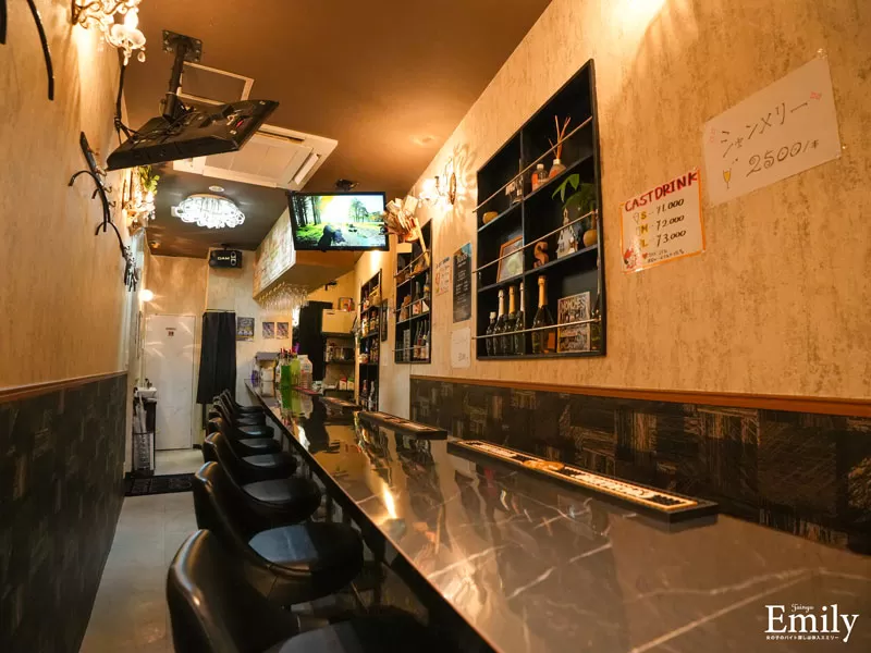 GirlsBar Rootsの店内写真