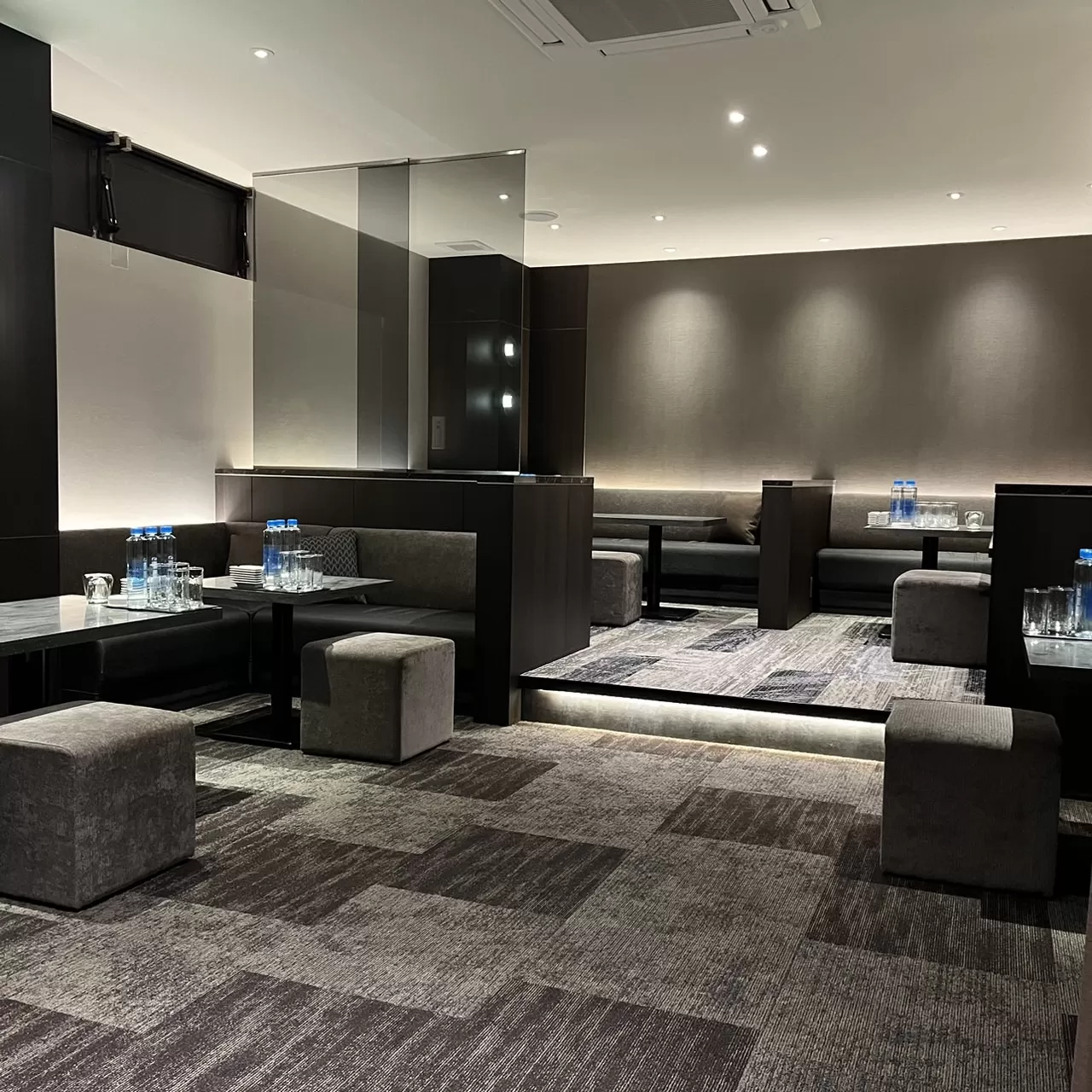 Members Club IOの店内写真