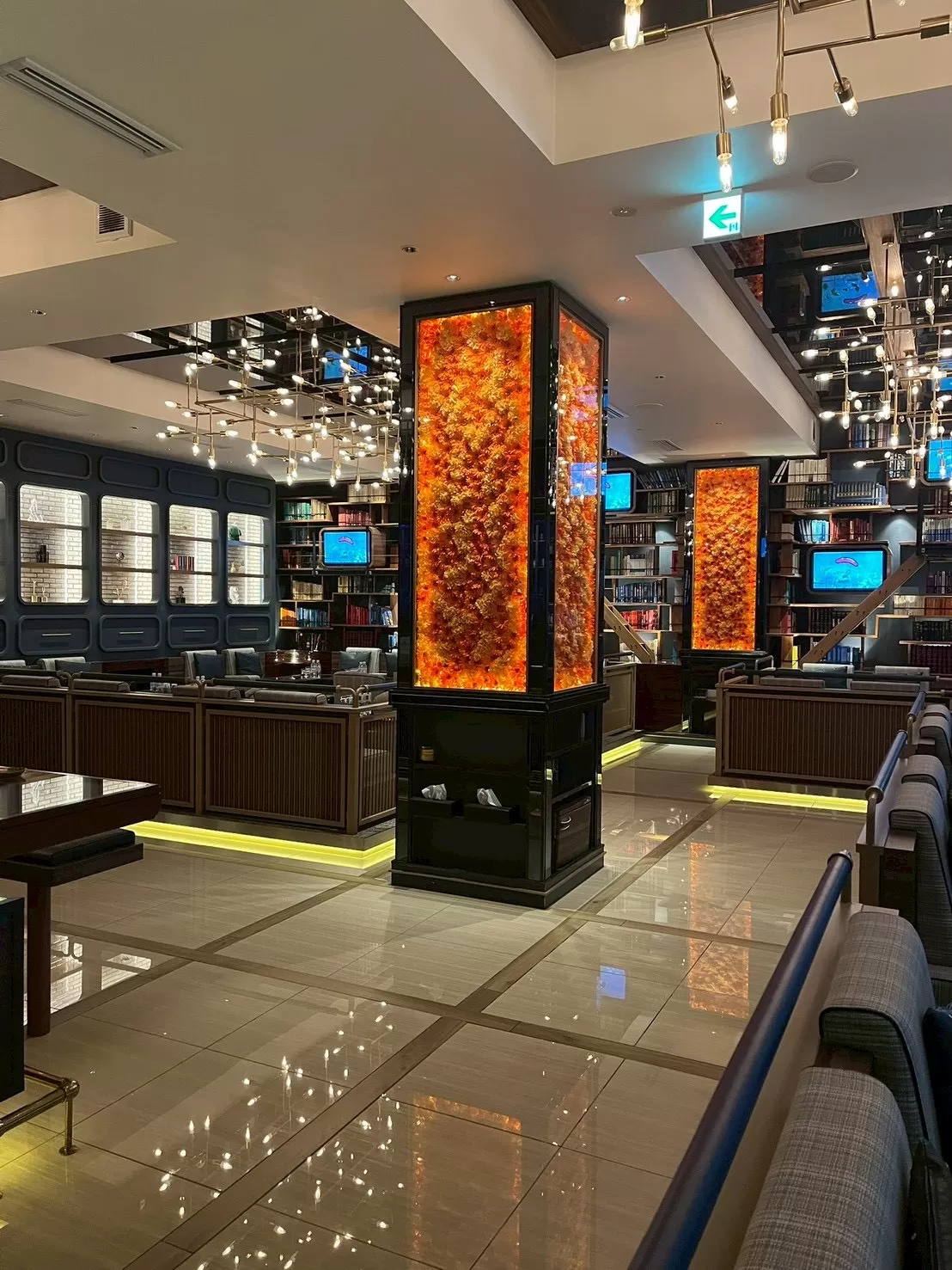 花灯の店内写真