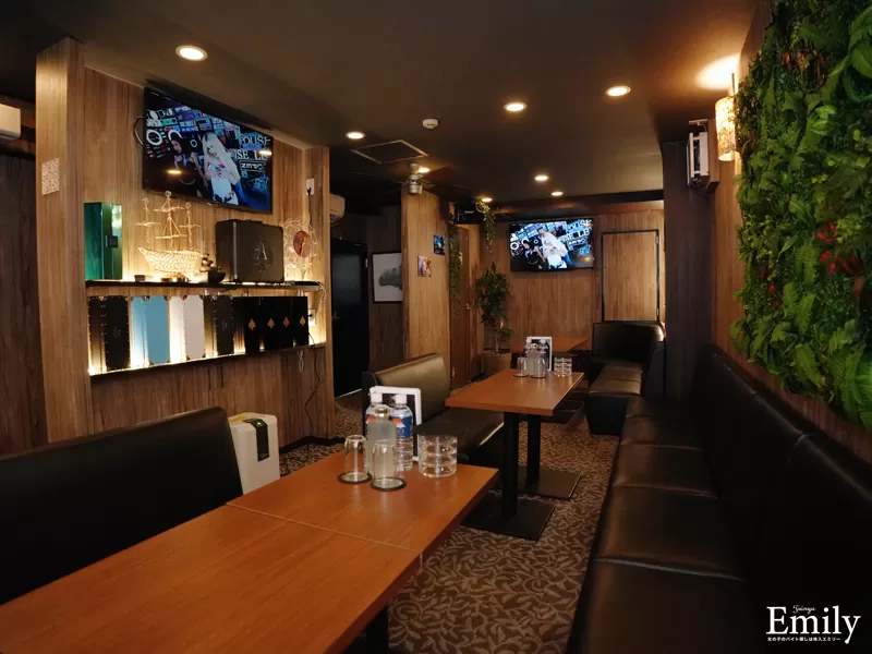 club lounge CAMELLIAの店内写真