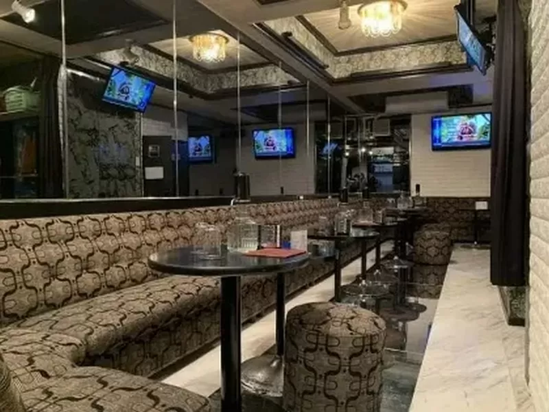 AMOROUS MOの店内写真