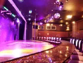 FOCUS7の店内写真