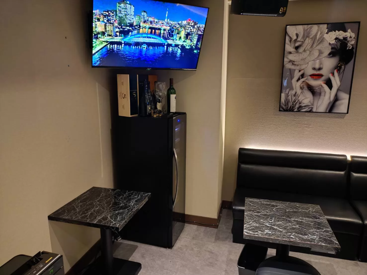 ACACIAの店内写真